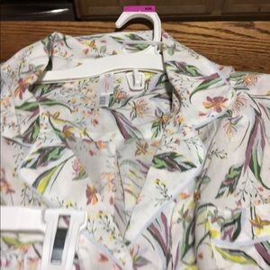 This is a flower two piece short set pajamas